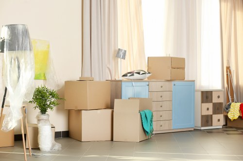 Packing boxes and moving supplies for Battersea homes