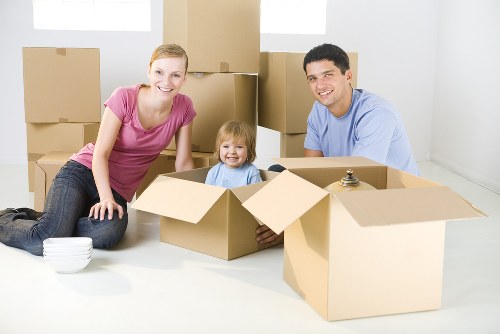 Removal truck hire in Battersea for local home moves